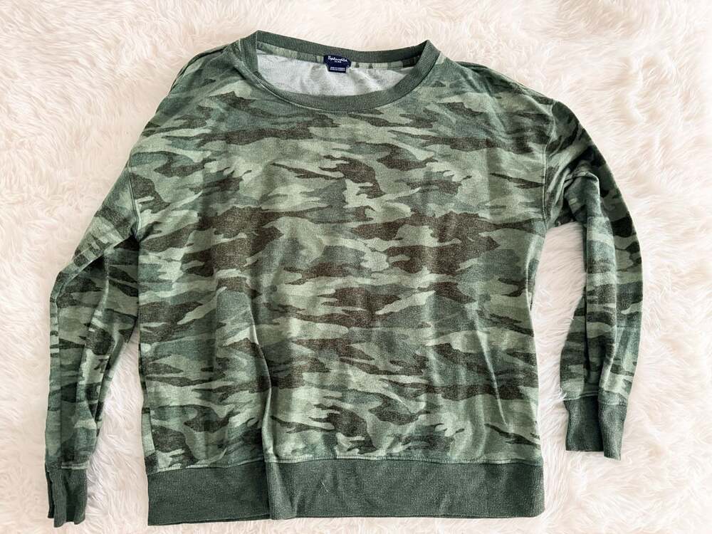 Splendid Green Camouflage Crewneck Sweatshirt Size XL